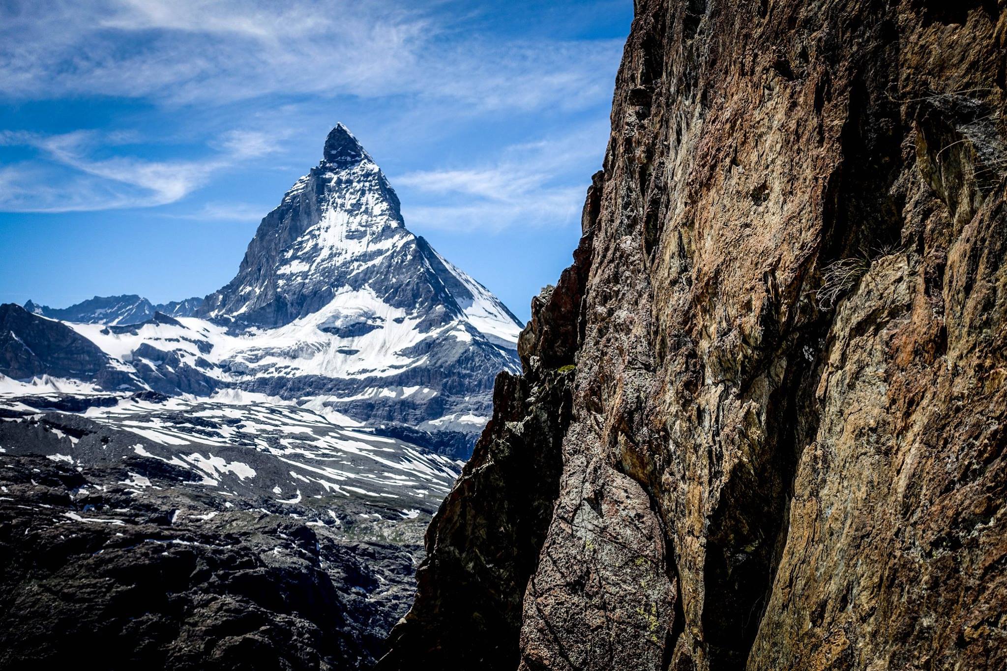 激安通販サイト 人気 Compare Switzerland in Expeditions Mountaineering Matterhorn 輸入版カレンダー
