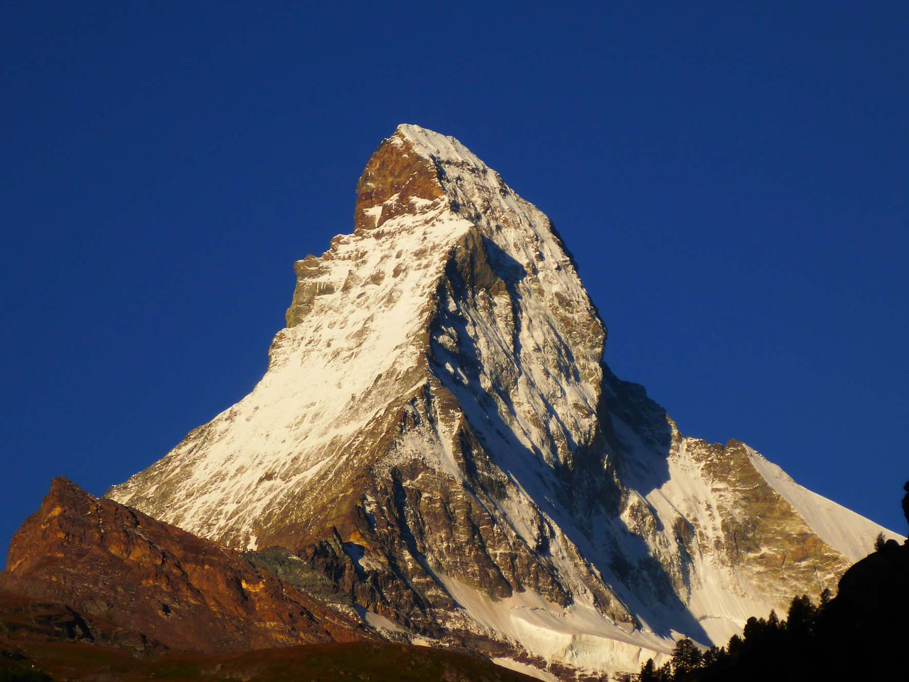 Compare Matterhorn Mountaineering Expeditions in Switzerland